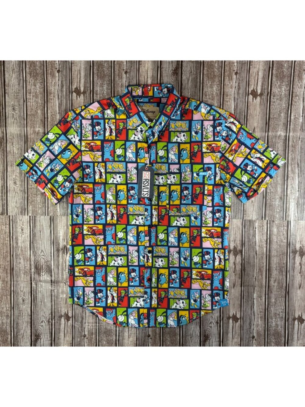 RSVLTS 2026 D23 EXCLUSIVE SHIRT GOLD MEMBER size M multicolor NWT Disney